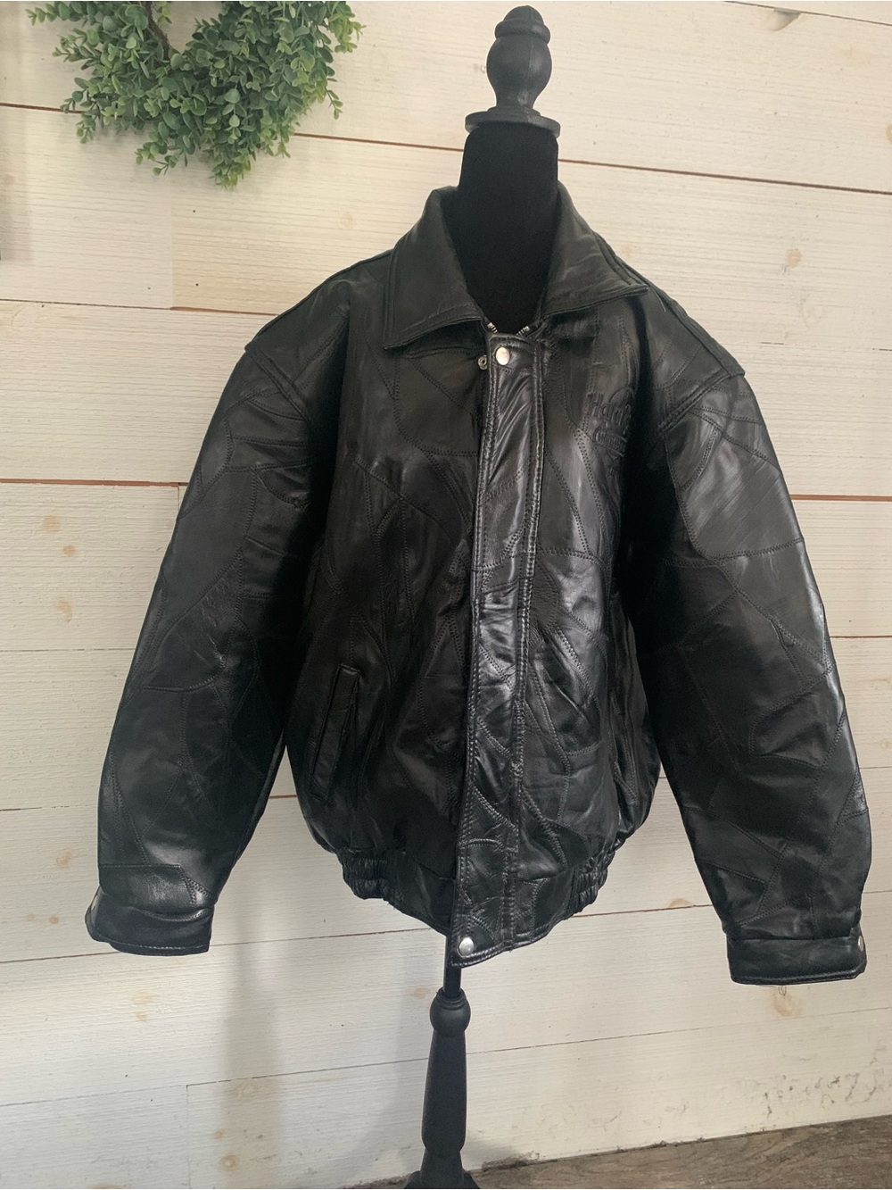 Hard Rock Cafe Black Leather Bomber Jacket Size M